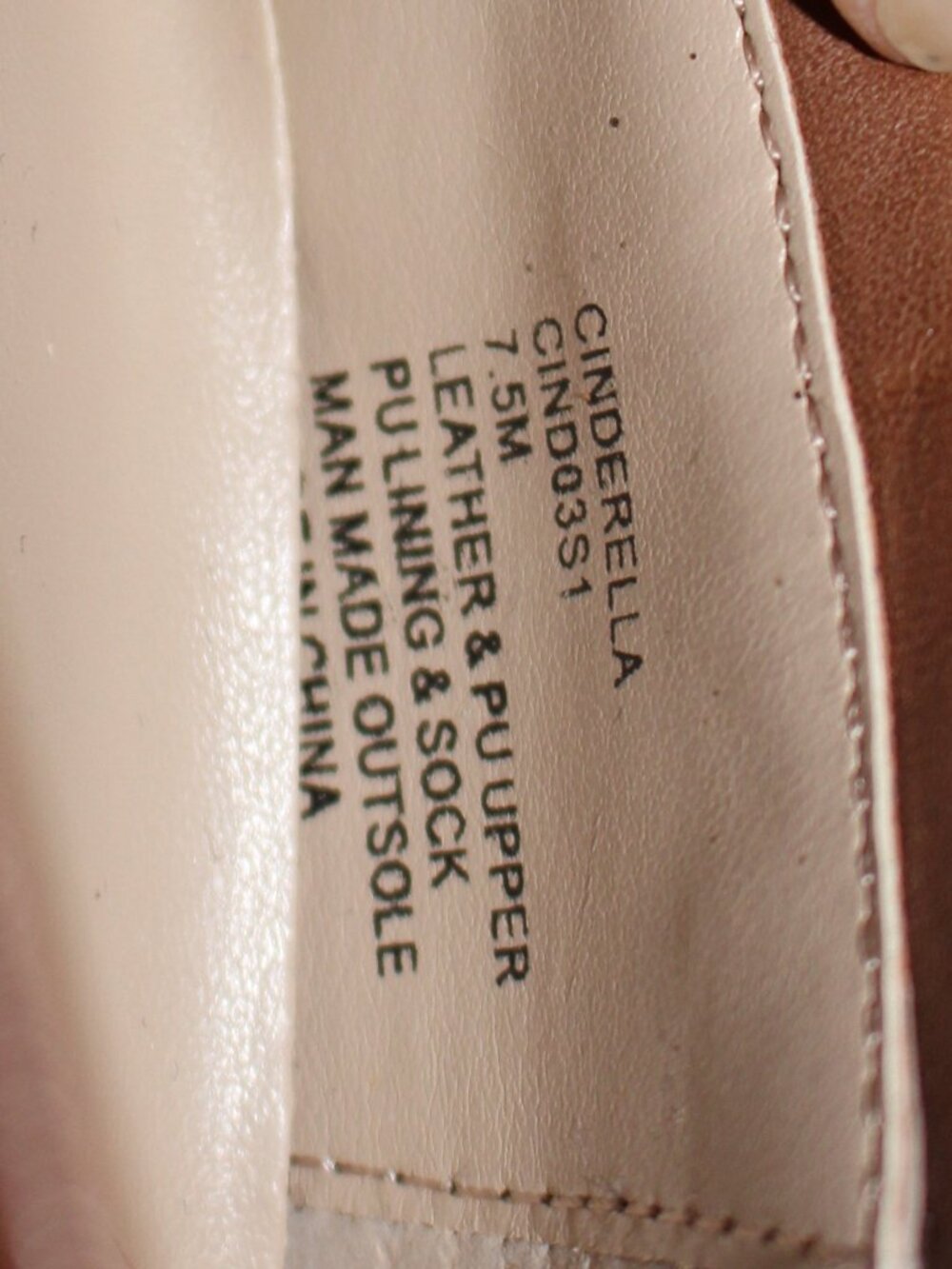 Women's Steve Madden Cinderella Loafer Pumps in Size 7.5 - Picture 6 of 6